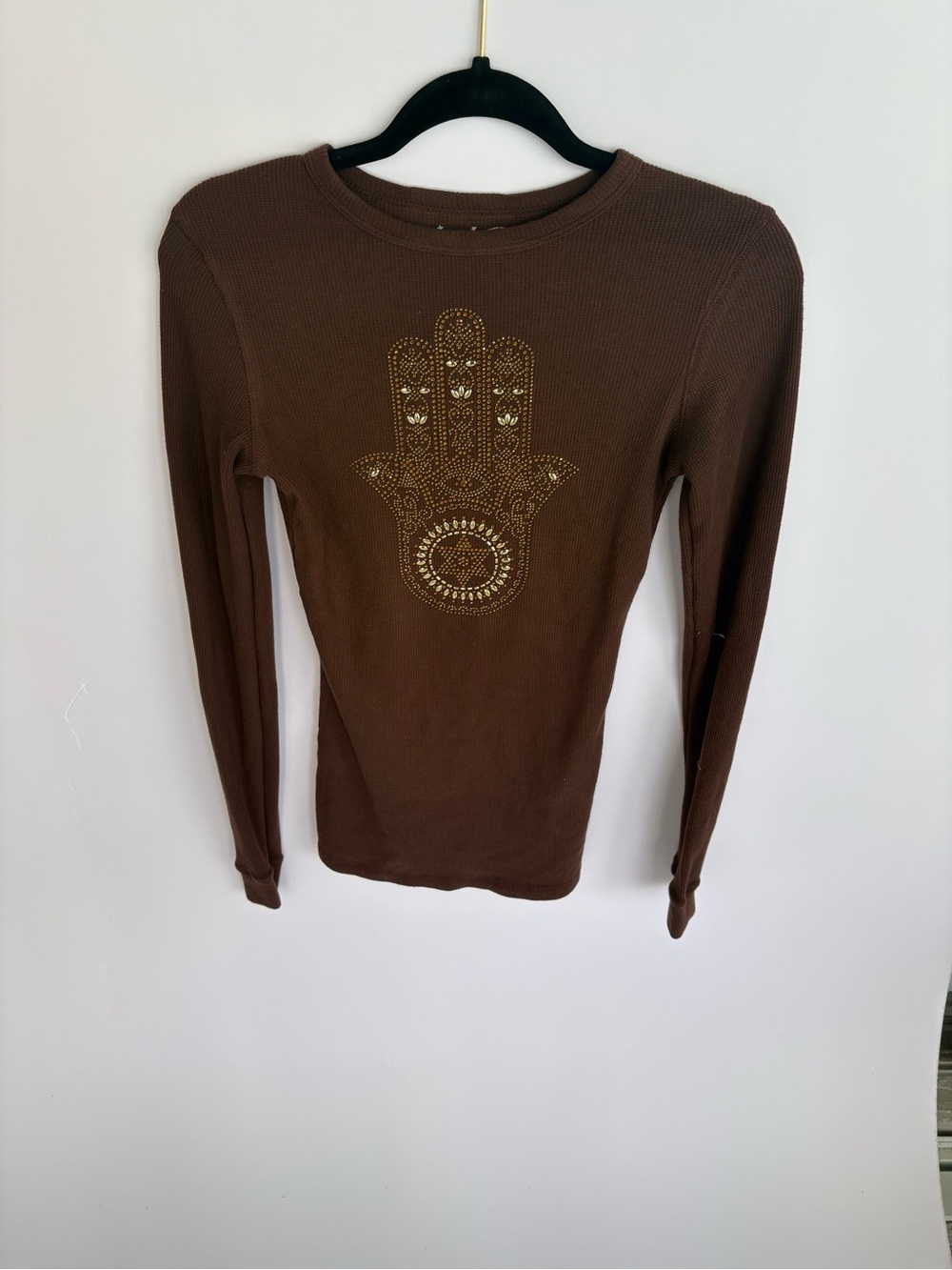 American Twist Brown Ribbed Long Sleeve with Gold Hamsa Detail